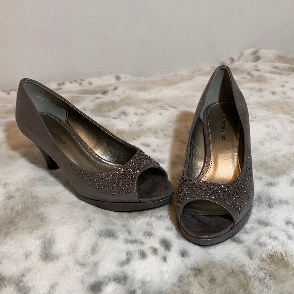 Bandolino gray heels size 7